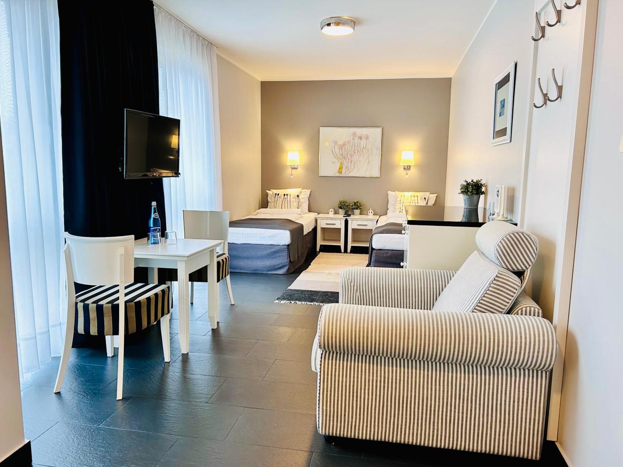 Hotel Amber Suite & Spa - Enklawa Dla Doroslych (Adults Only) Miedzywodzie Exterior photo